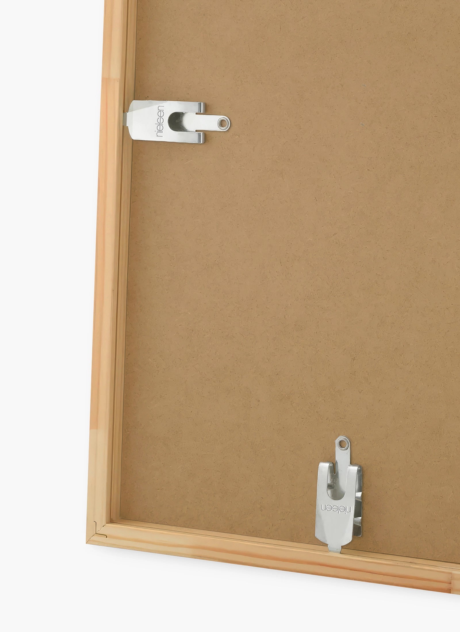 Nielsen Premium Quadrum frame profile reference for fine art prints, lower left corner view.