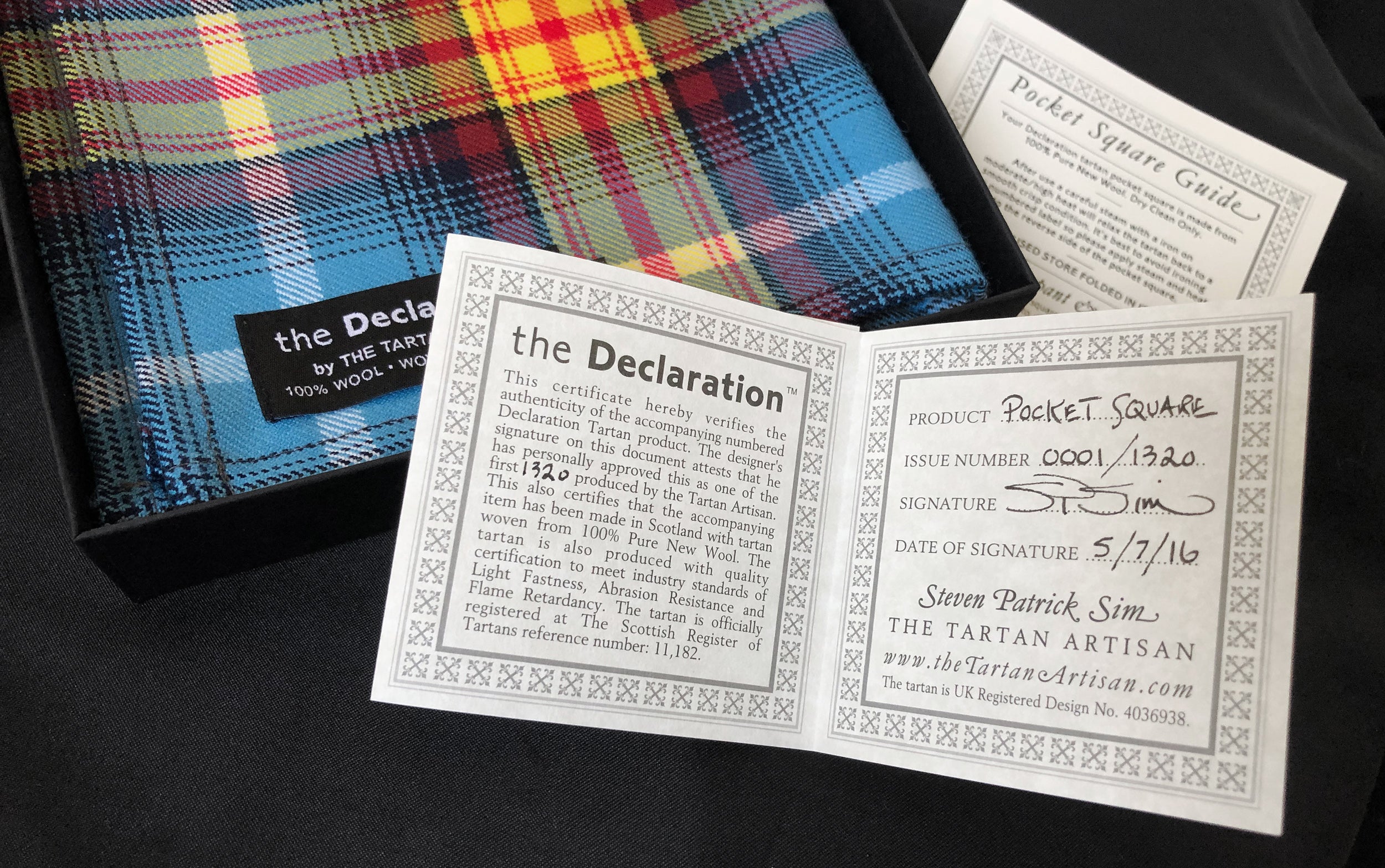 Certificated and numbered tartan Declaration Pocket square