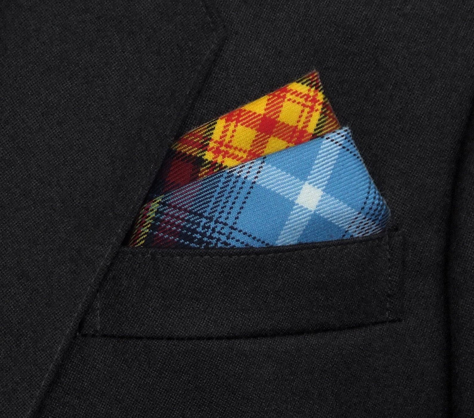 THE DECLARATION Numbered Edition TARTAN Pocket Square