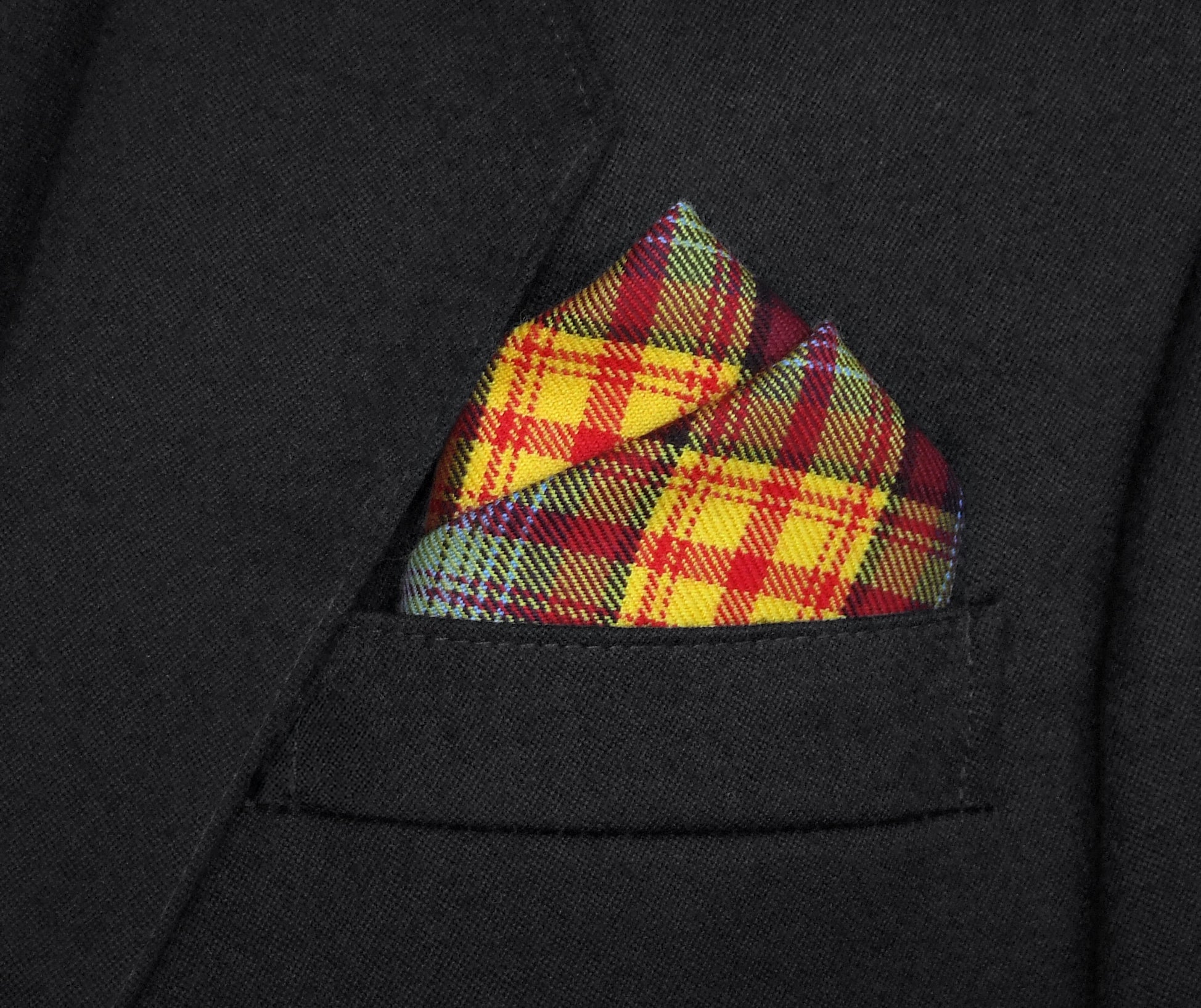 THE DECLARATION Numbered Edition TARTAN Pocket Square