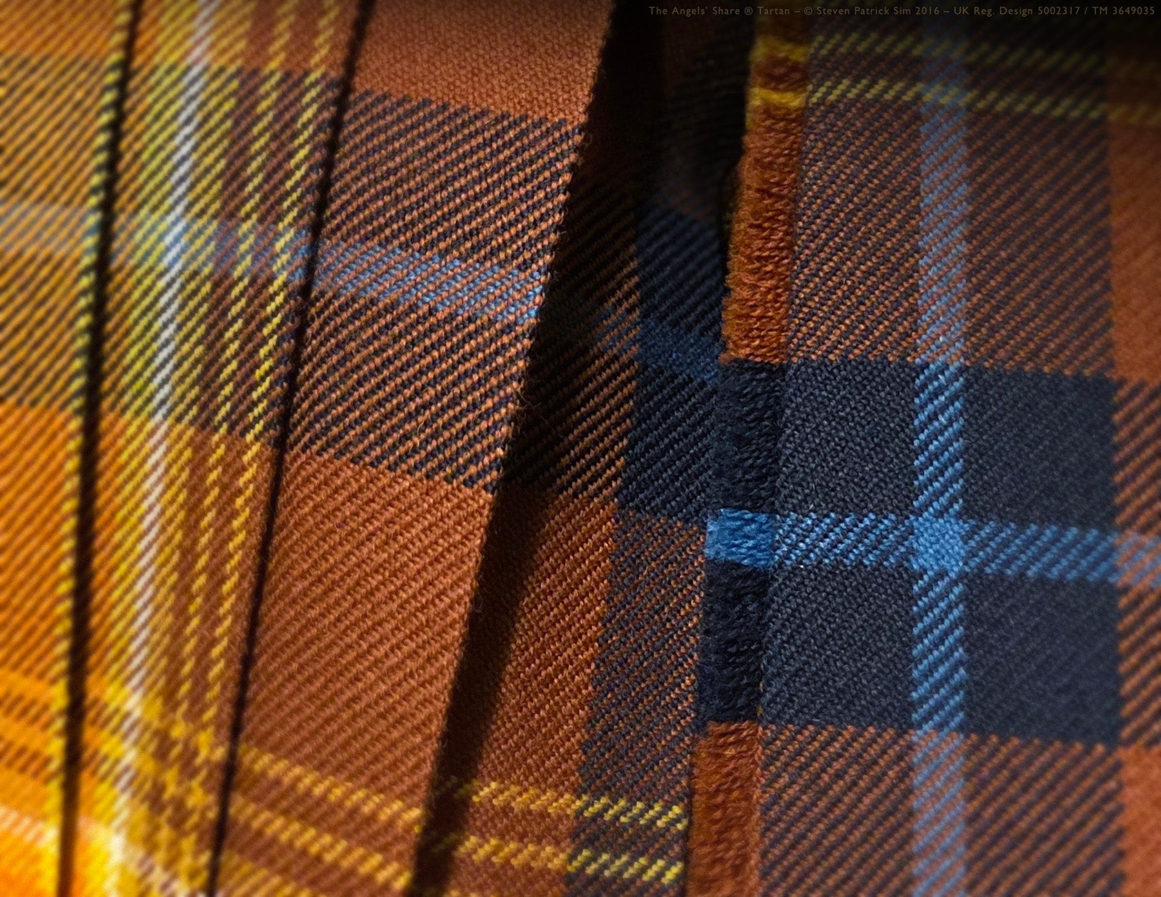 Elevate the practicality of your Angels' Share® kilt with a discreet and functional upgrade—hidden internal pocket. Designed to blend seamlessly with the structure of your kilt, this custom pocket is ideal for carrying a smartphone, card wallet, or other small essentials