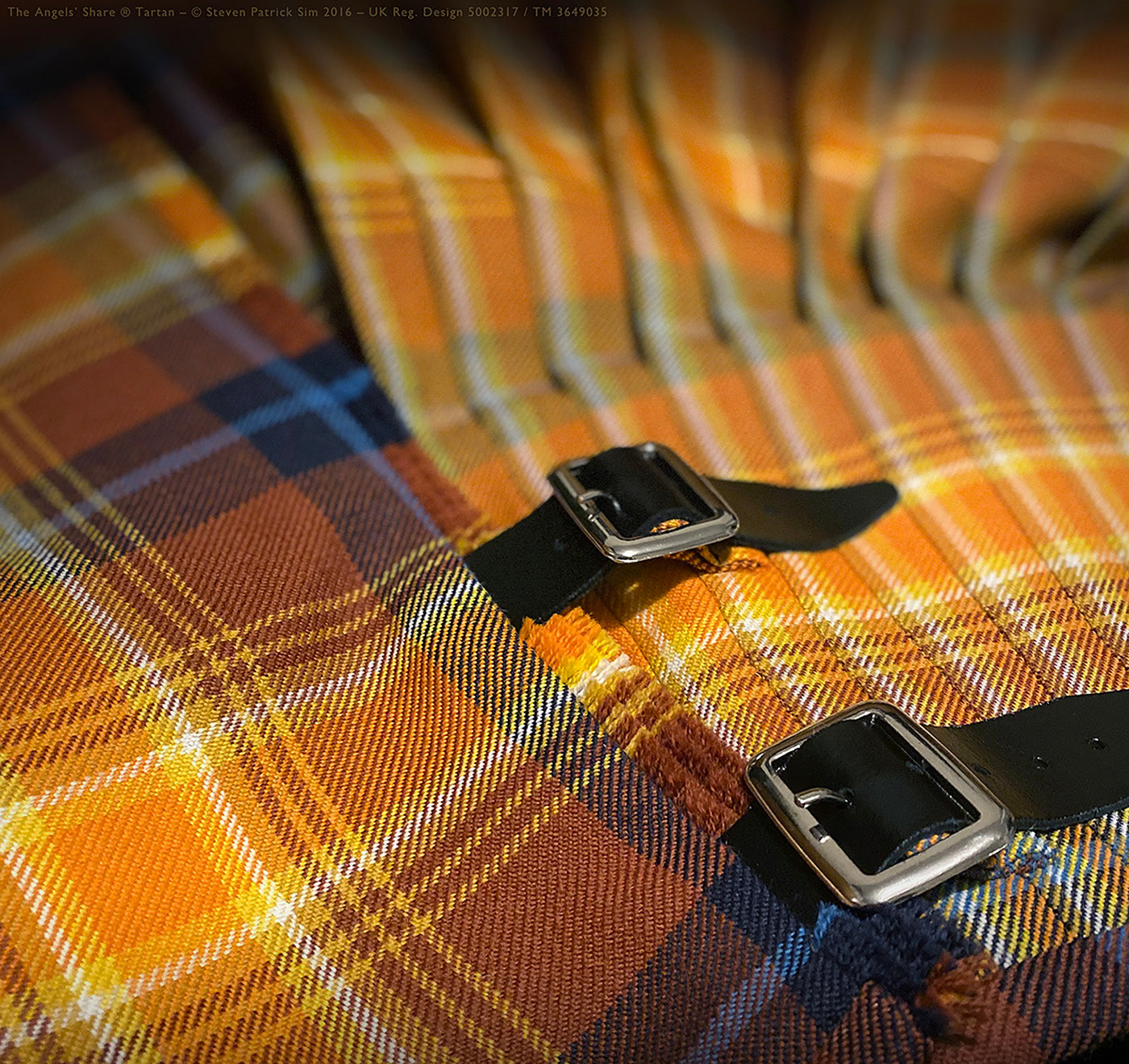 The pleats of the Angels’ Share® kilt catching soft light, evoking the ethereal quality behind the tartan’s story. Pleated to capture the light — as if the angels were watching.