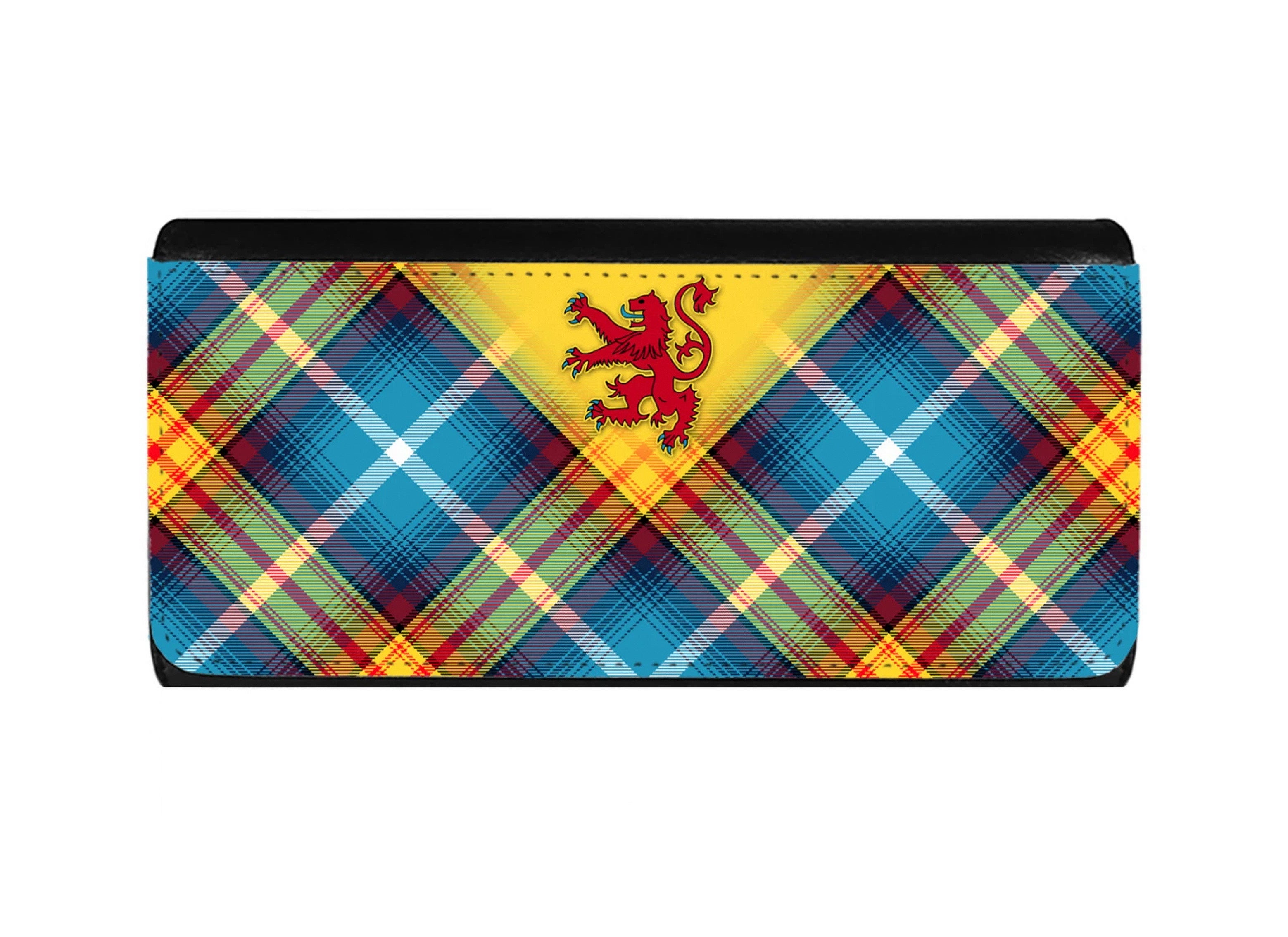 The DECLARATION Tartan ~ Faux Leather Ladies Purse with Lion Rampant
