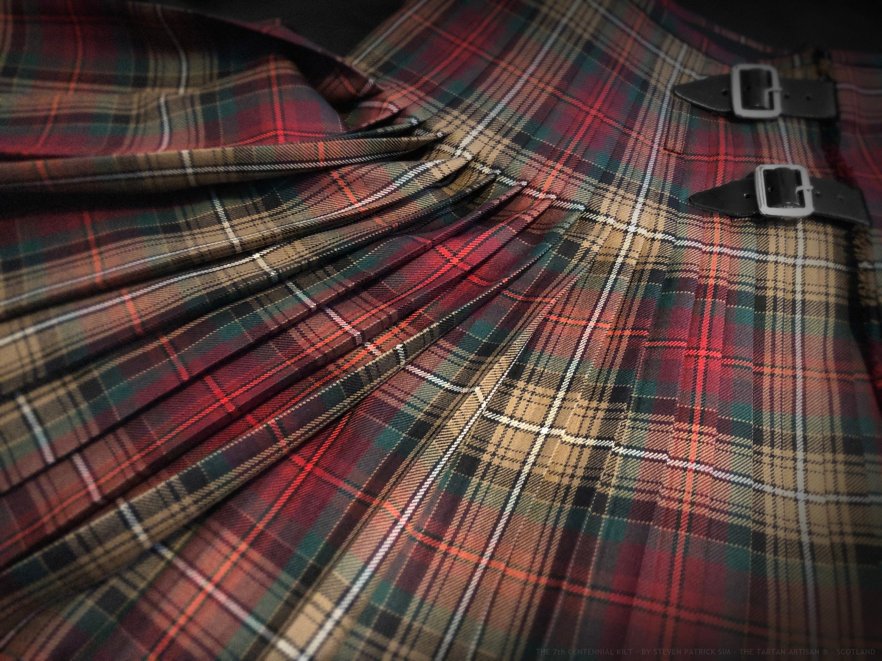 Declaration of Arbroath 7th Centennial Kilt - woven and tailored in Scotland